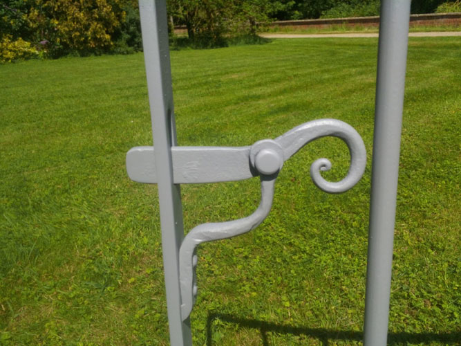 gate